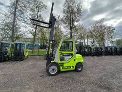 Вилочный погрузчик ZOOMLION FD30Z