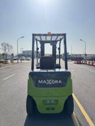 Вилочный погрузчик MAXORA FB20