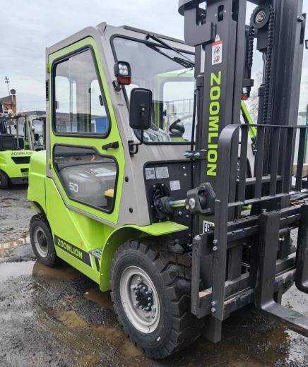 Вилочный погрузчик ZOOMLION FD50 mini
